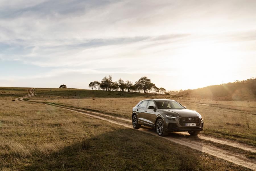  Audi Q8 55 TFSI Quattro 2018 года  (AU) (фото 15 из 17)